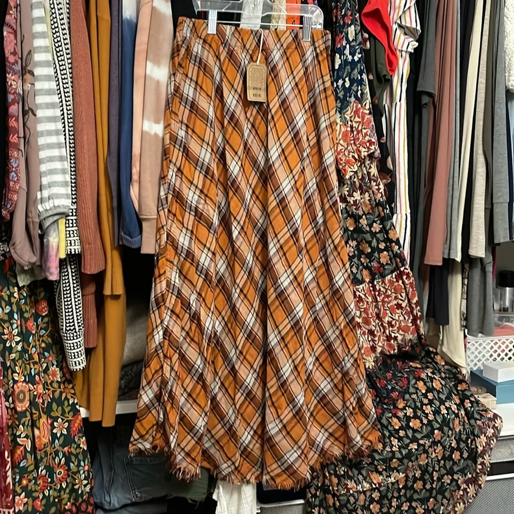 Natural Life flannel plaid skirt